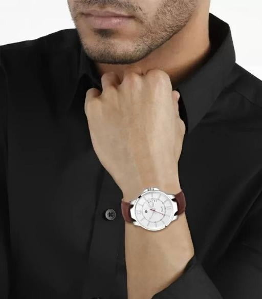 Aureus Leather-Strap Men’s Analog Watch